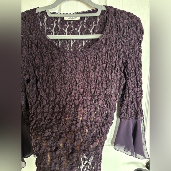 sheer bell sleeve top size sm/medium bell sleeves - Picture 3 of 3